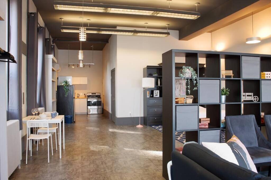 Suite #B, Industrial Styling, Ac Halifax Exteriör bild