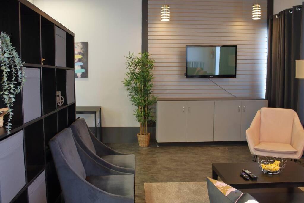 Suite #B, Industrial Styling, Ac Halifax Exteriör bild