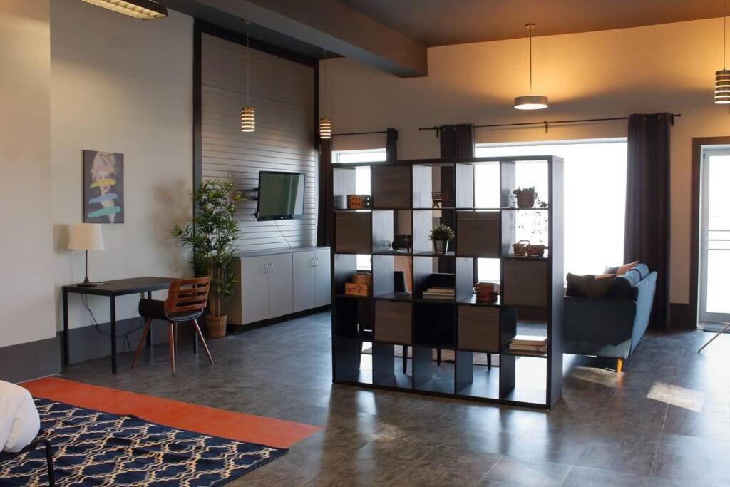 Suite #B, Industrial Styling, Ac Halifax Exteriör bild