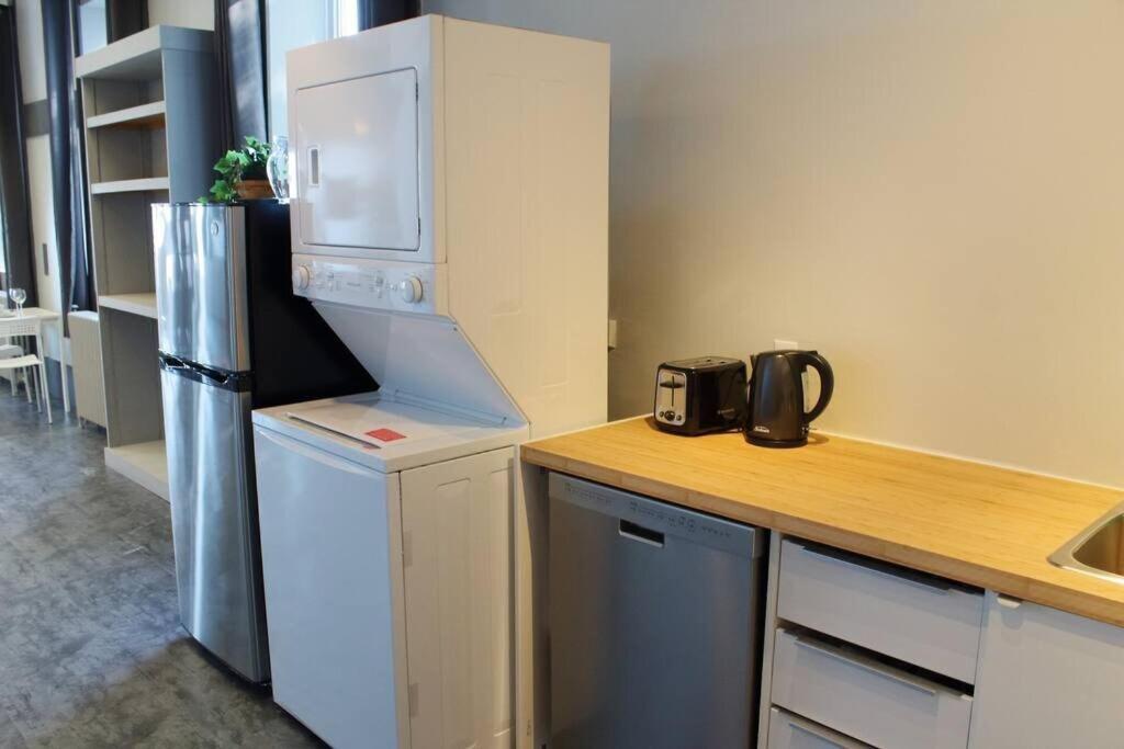 Suite #B, Industrial Styling, Ac Halifax Exteriör bild